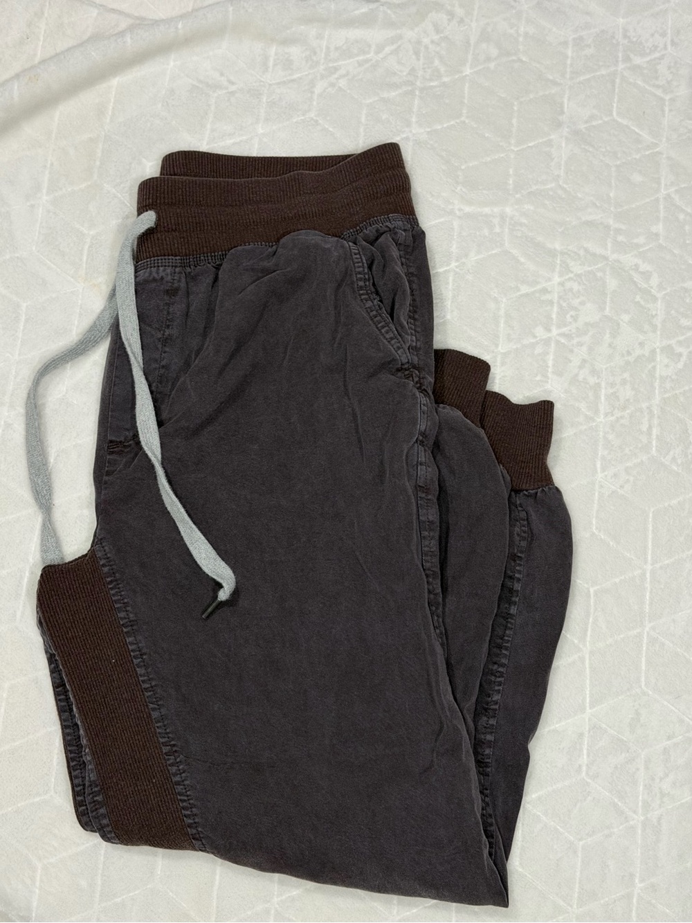 Aerie Vintage Wash Brown Joggers – Size Medium